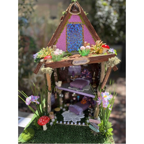 Faylinn Two Story House | Katinka